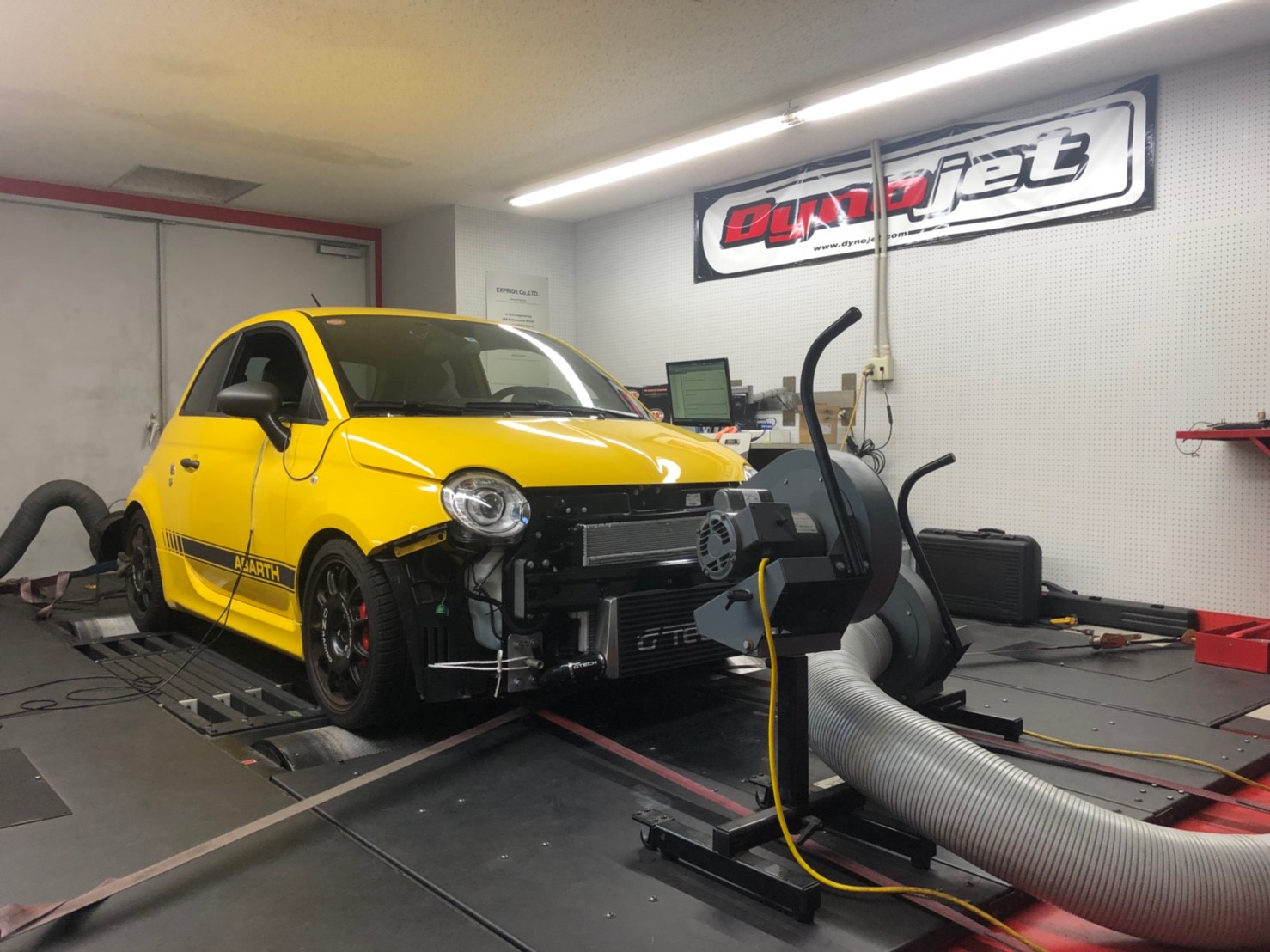 Abarth595 Biposto風シリコンエアインテーク+α 直販本物 perpignan